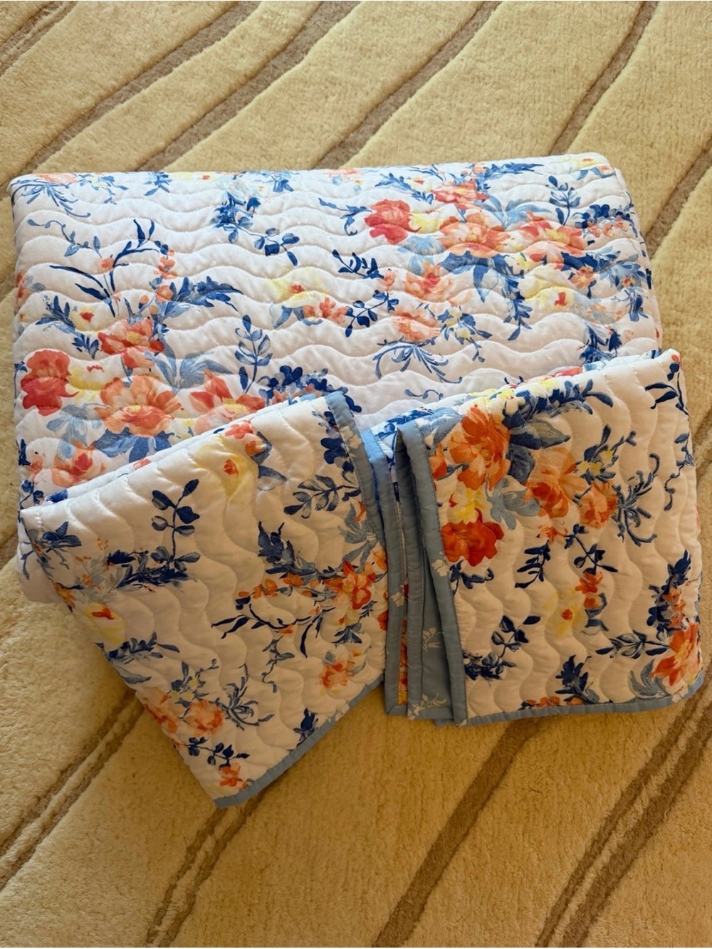 Martha Stewart  Queen Quilt Coverlet Sham 3pc Set Blue White Floral EUC